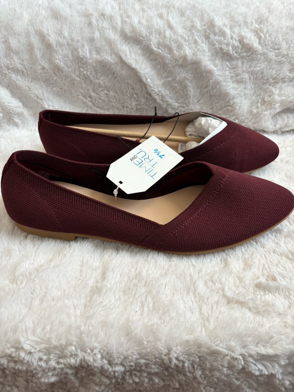 Time and Tru Knit Pointed Ballet Flats in Burgundy - Picture 3 of 3